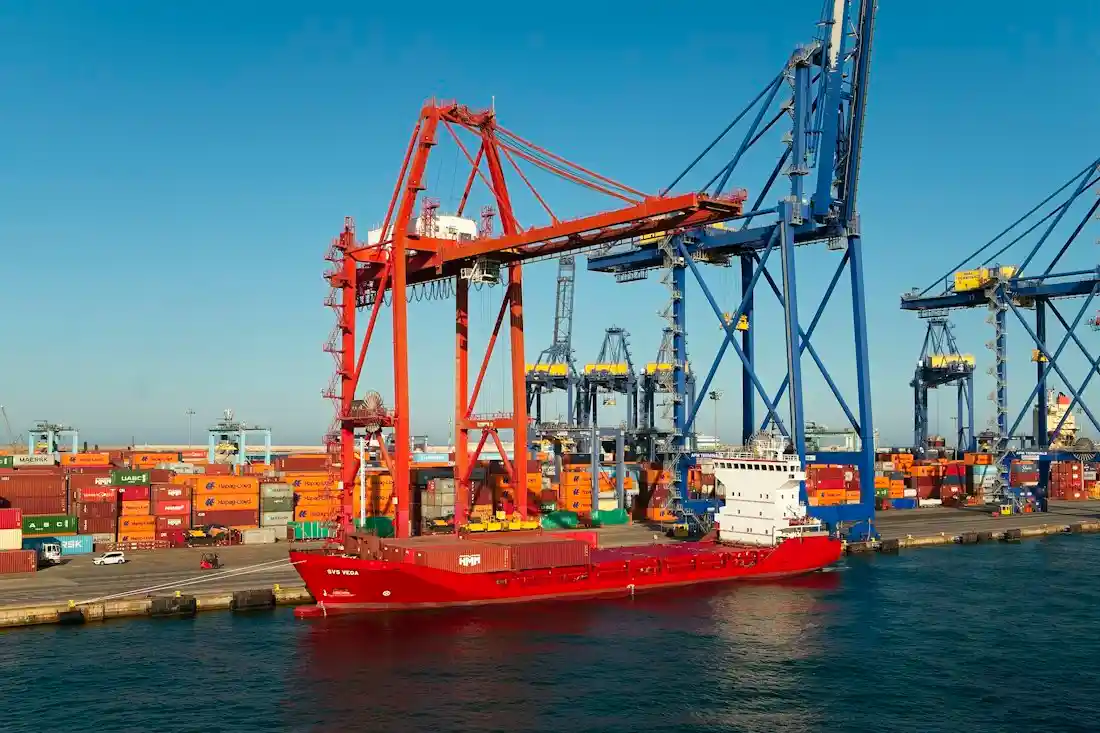 Ambiente local de Algeciras y su actividad económica