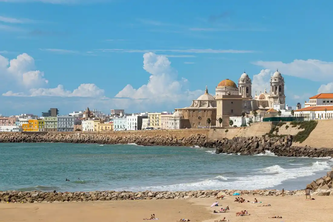 Calles y comercios de Cádiz donde trabajan pymes y autónomos