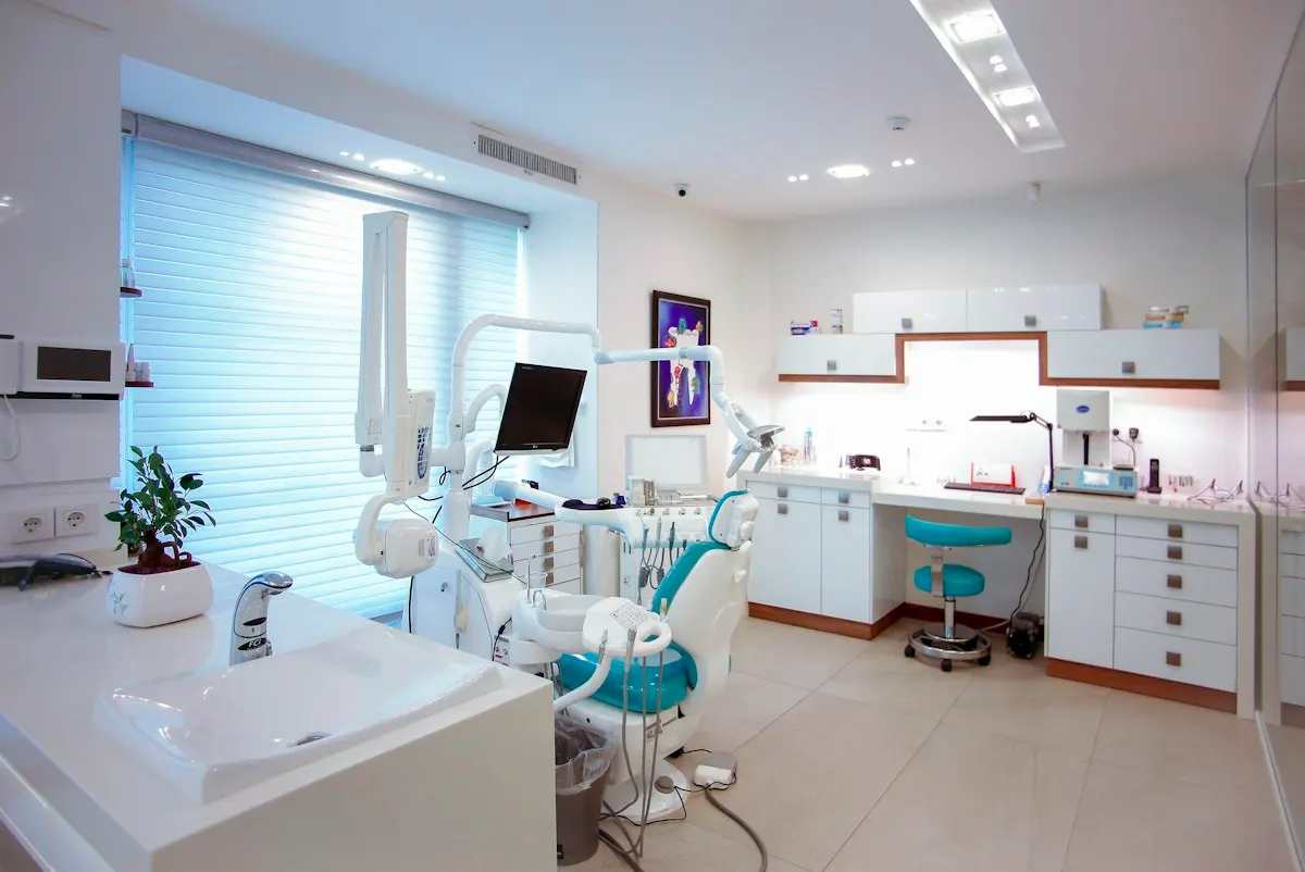 Clínica dental moderna